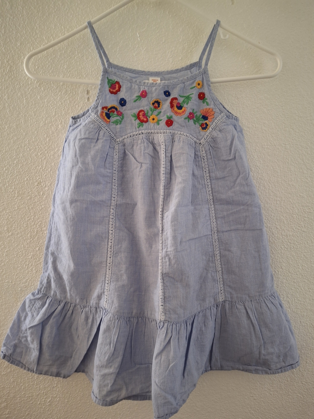 Cat & Jack Light Blue Kids Top with Orange Logo Tag